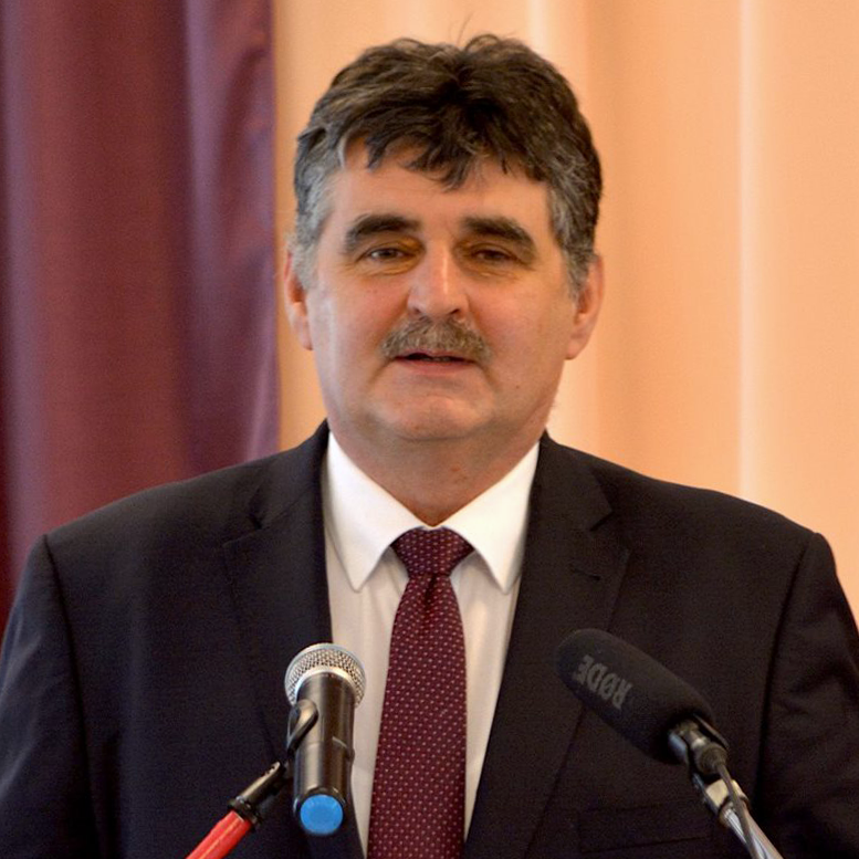 Pogácsás Tibor