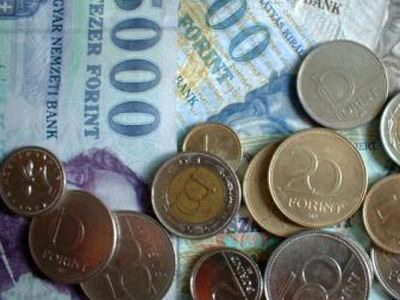 A 212.000,- forint feletti összeg visszajár!